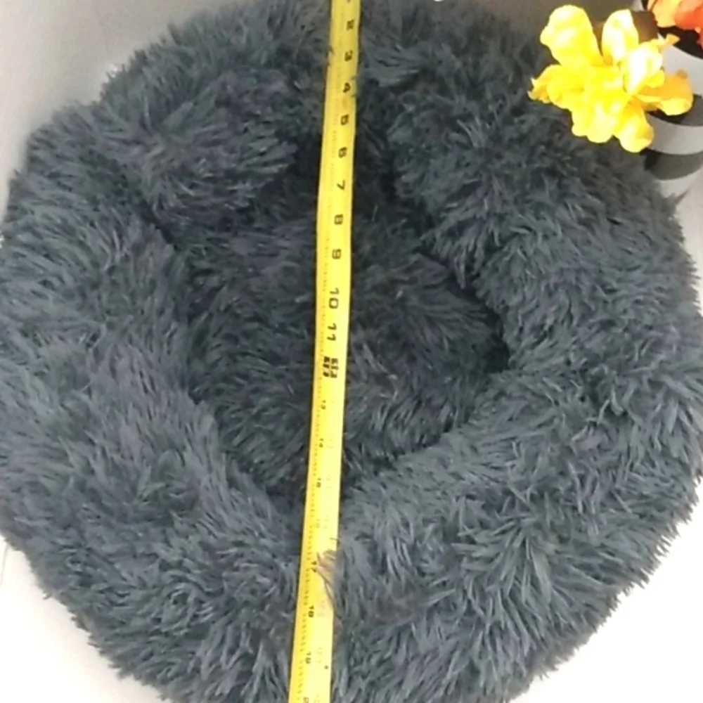 PLUSH CALMING DONUT ROUND PET BED FURY COZY DOG CAT PUPPY LOUNGER SIZE S/M NWOT